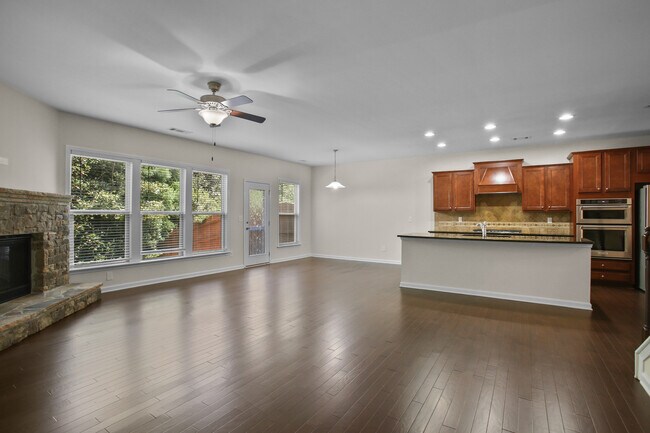 Building Photo - 3411 Adler Trl