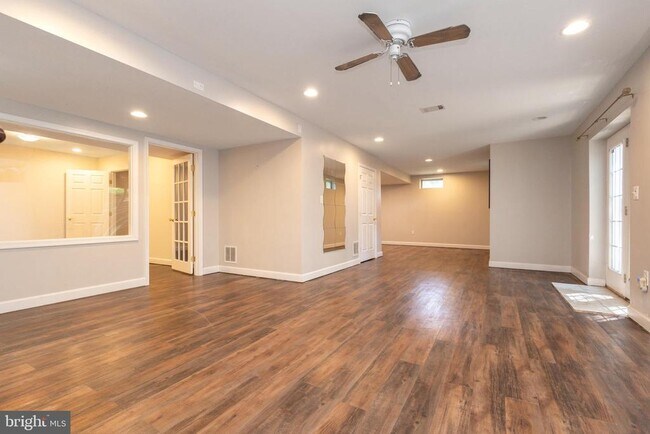 Building Photo - 11629 Forest Hill Ct