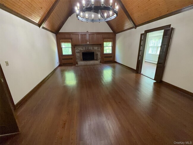 Building Photo - 6 Raven Way