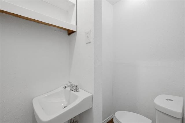 Building Photo - 2538 Stovall Dr