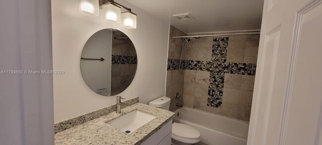 Building Photo - 677 SW 111th Ave
