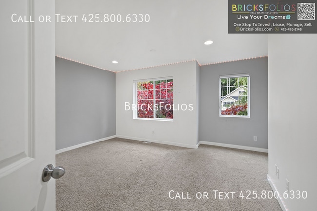 Building Photo - Luxury Corner-Lot Home in Redmond Ridge Ea...