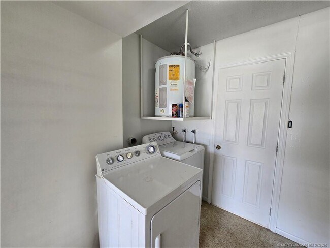 Building Photo - 2648 Rockcrest Ct