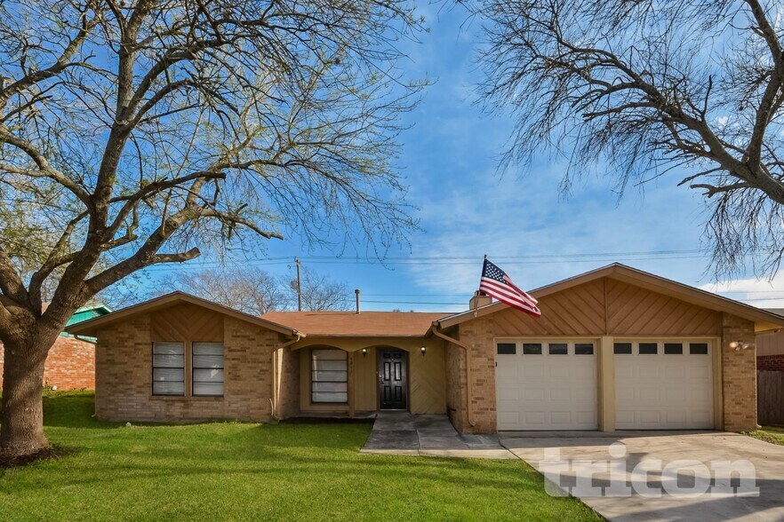 Building Photo - 4911 Buckwheat St