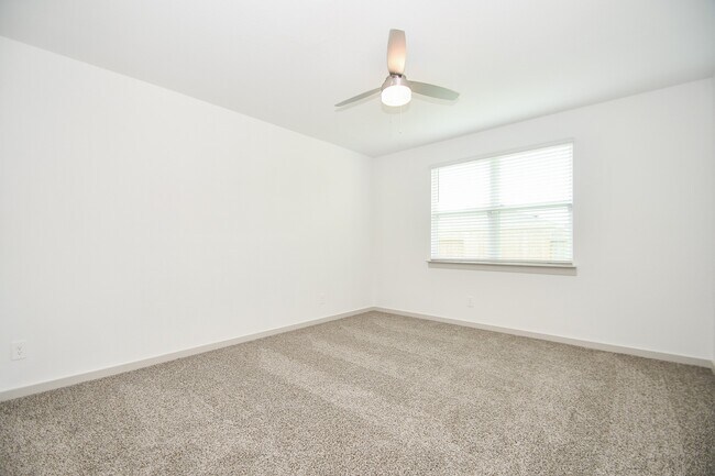 Building Photo - 2818 Bethnal Gdn Wy