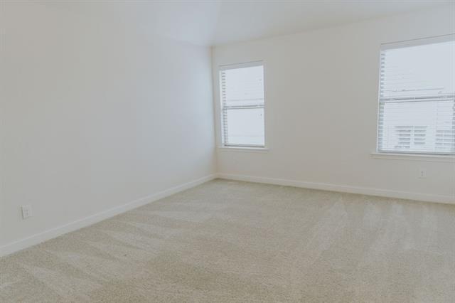 Building Photo - 989 Sprangletop St