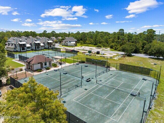 Building Photo - 1411 Courtside Dr