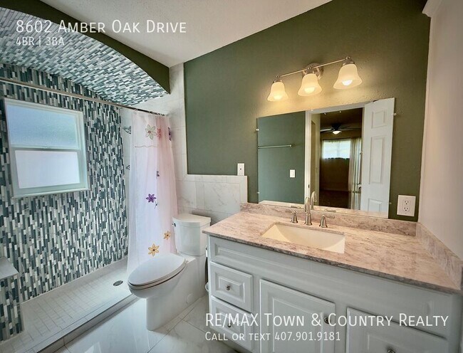 Building Photo - 8602 Amber Oak Dr