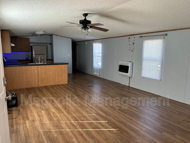 Building Photo - 101 Caudle Ln