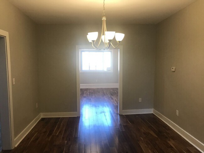 Building Photo - 3 BR, 1 Bath Townhouse - Lawrenceville - TOTALLY UPDATED!