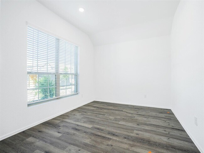 Building Photo - 3431 Autumn Russet Trl