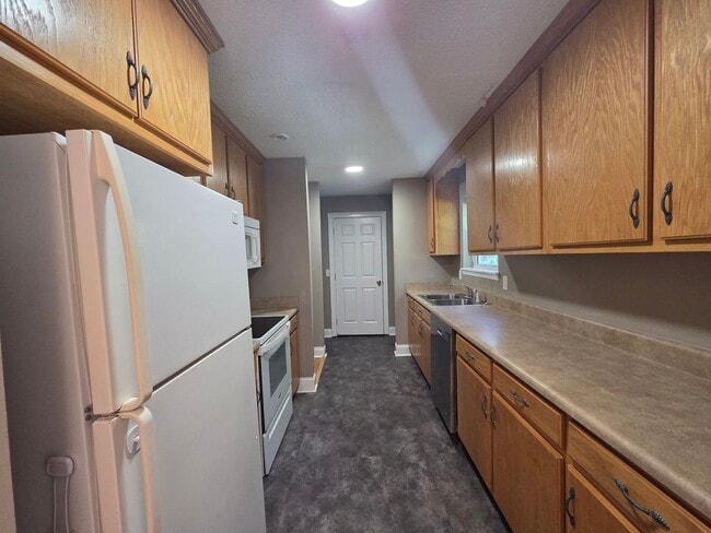 Building Photo - Peaceful Country Living with Modern Updates