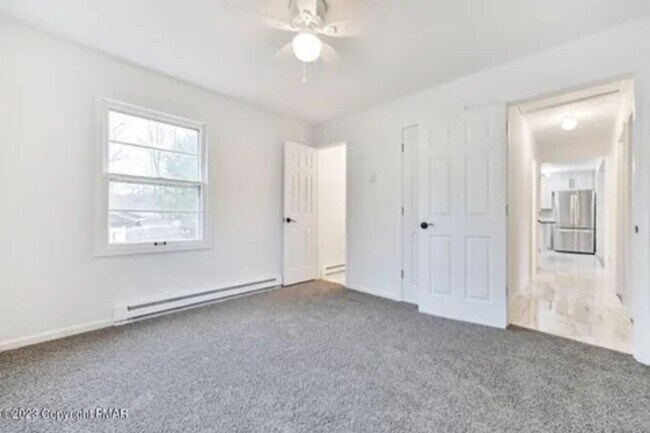 Building Photo - 125 Alwen Ave