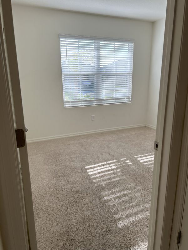 Building Photo - 1371 McFarland Dr
