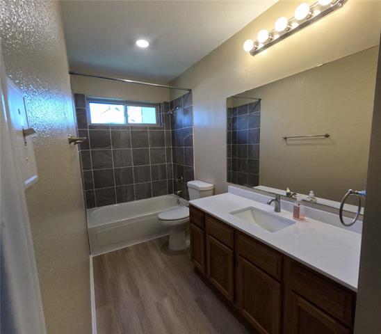 Building Photo - 3617 Pasteur Ln