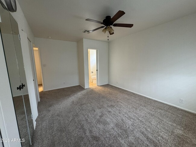 Building Photo - 5444 E Pinchot Ave