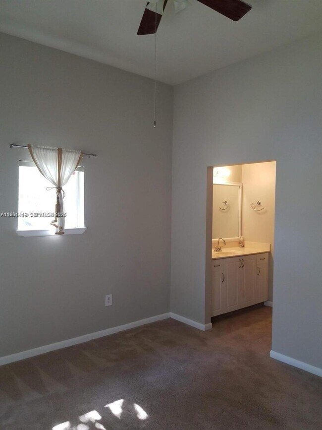 Building Photo - 4863 Via Palm Lakes