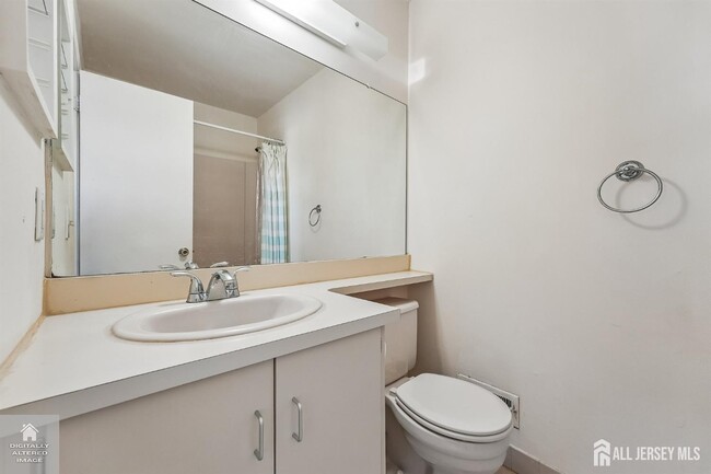 Building Photo - 289 Bromley Pl
