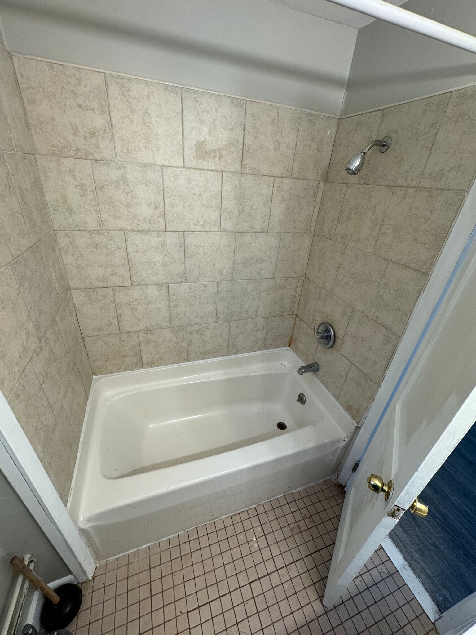 Building Photo - 19 Dillon Rd