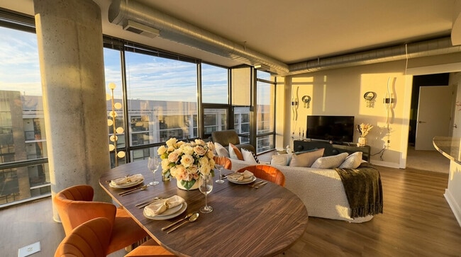 Building Photo - 1901 9th St NW