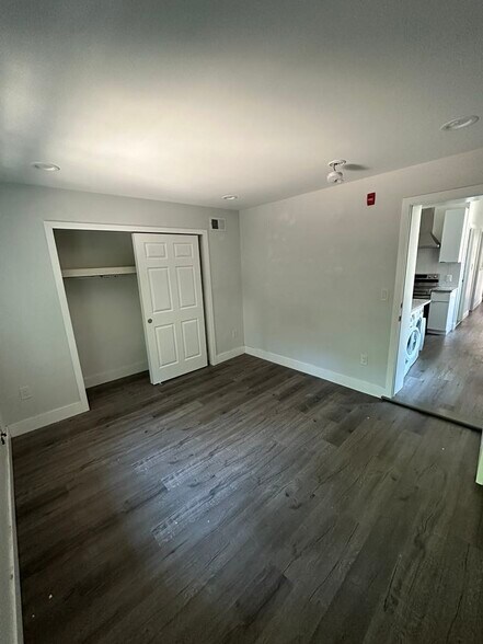 Building Photo - 3809 Baring St
