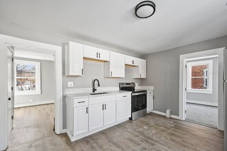 Building Photo - 1-2 Monteleone Place