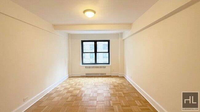 Building Photo - EAST 56 STREET