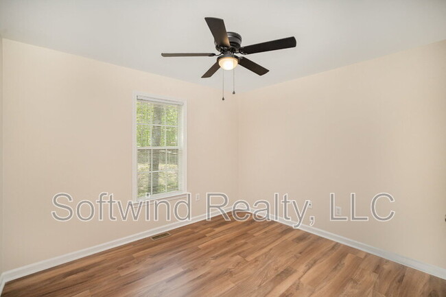 Building Photo - 5320 State Rd 49 N