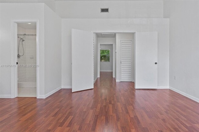 Building Photo - 706 NW 108th Terrace