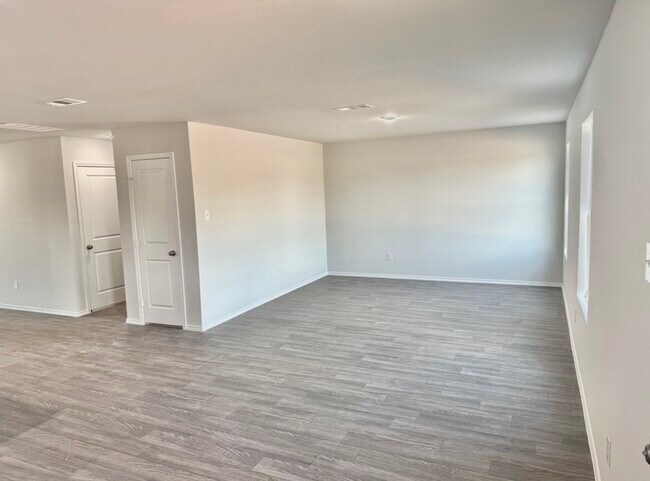 Building Photo - 2865 Autumnwood Wy