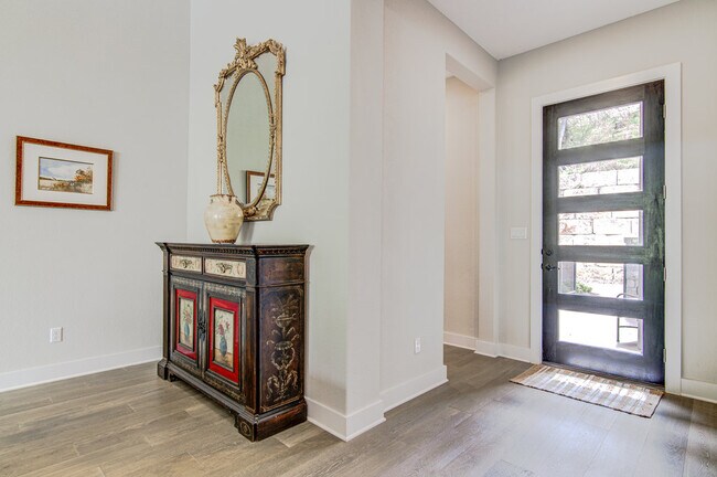 Building Photo - 107 Cascading Water Pl