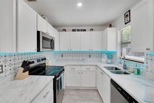 Building Photo - 4731 W Montgomery Ave