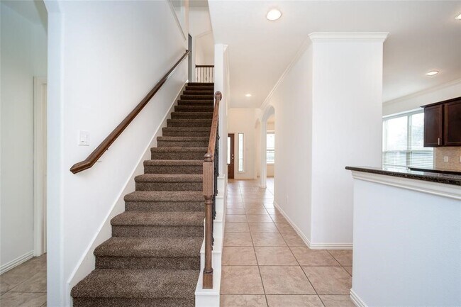 Building Photo - 6731 Trinity Trail Ln