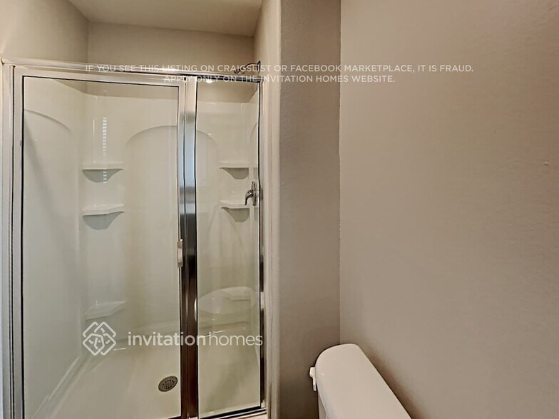 Building Photo - 595 Belcaro Dr