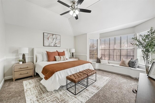 Building Photo - 1110 Blue Fox Dr