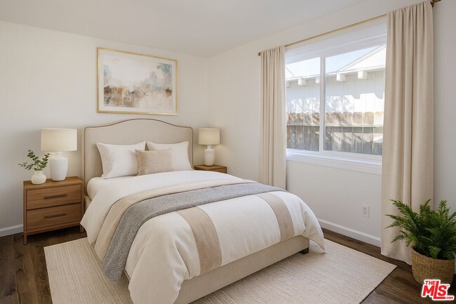 Building Photo - 7467 N Forbes Ave