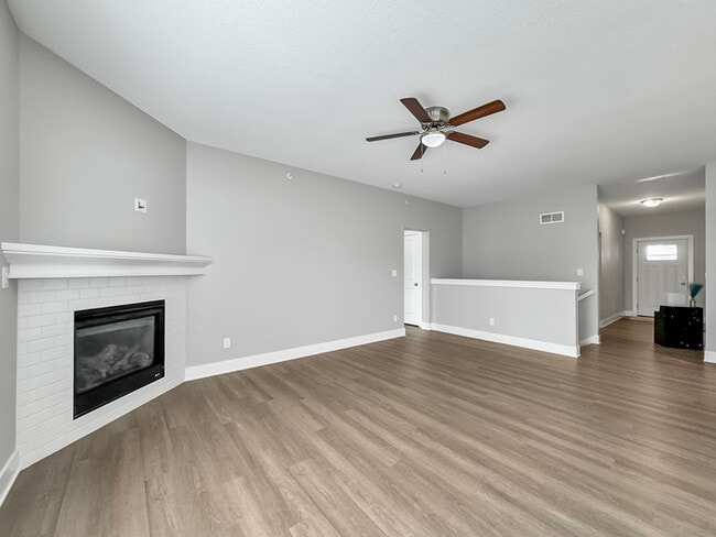 Building Photo - 4461 Lower Beaver Rd