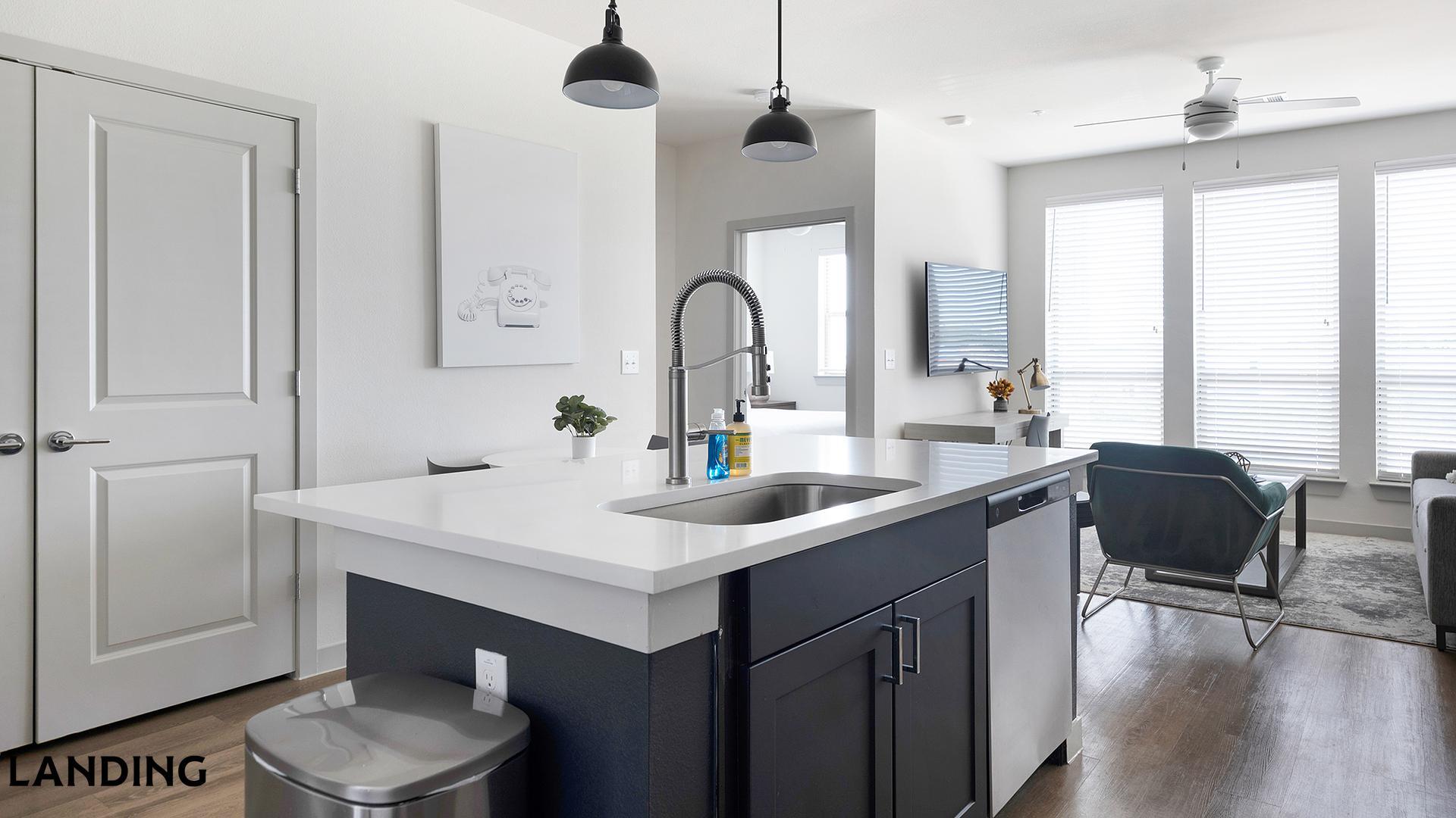 Building Photo - 11214 N FM 620