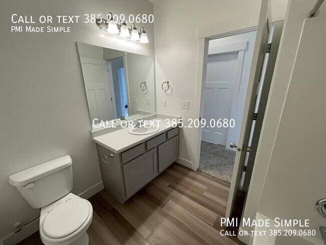 Building Photo - 1834 W Newcastle Ln