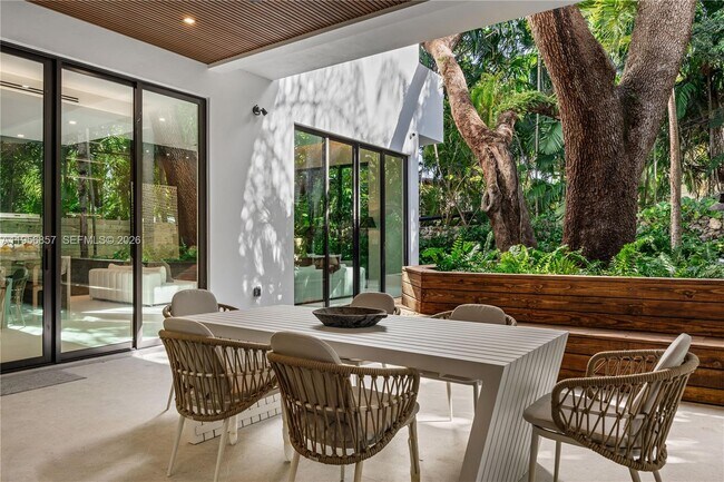 Building Photo - 2805 Freeman St