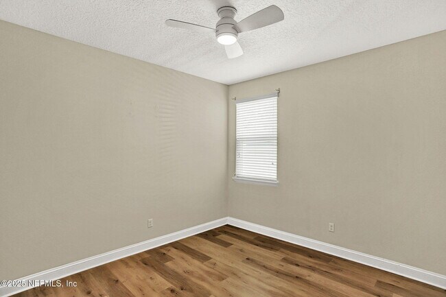Building Photo - 3821 Coastal Cove Cir