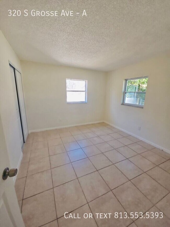 Building Photo - 320 S Grosse Ave