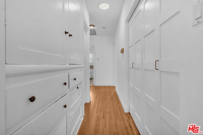 Building Photo - 6131 W 5th St