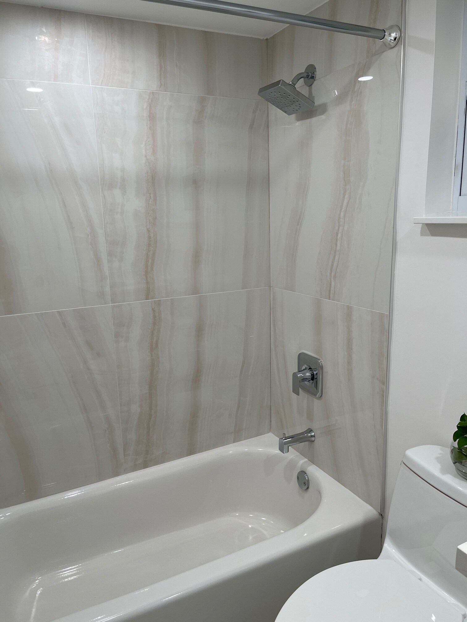 Bathroom #1 - 860 NW 87th Ave