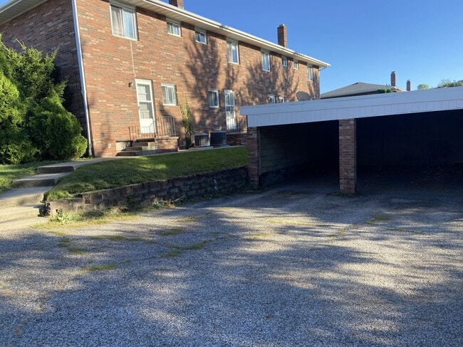Building Photo - 1244-1250 Cliffside Street