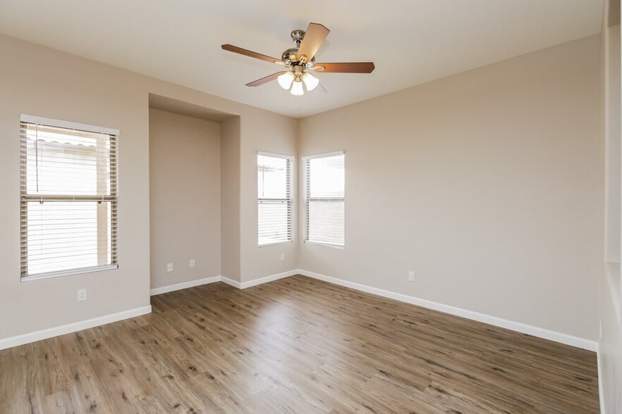 Building Photo - 7206 E Kael St