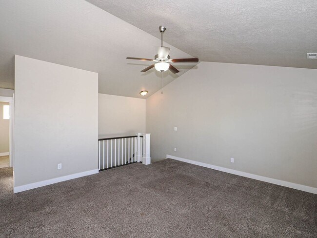 Building Photo - 4-bedroom, 2.5 bathroom Home