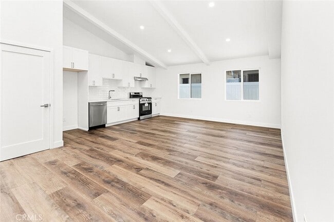 Building Photo - 13010 Hartland St