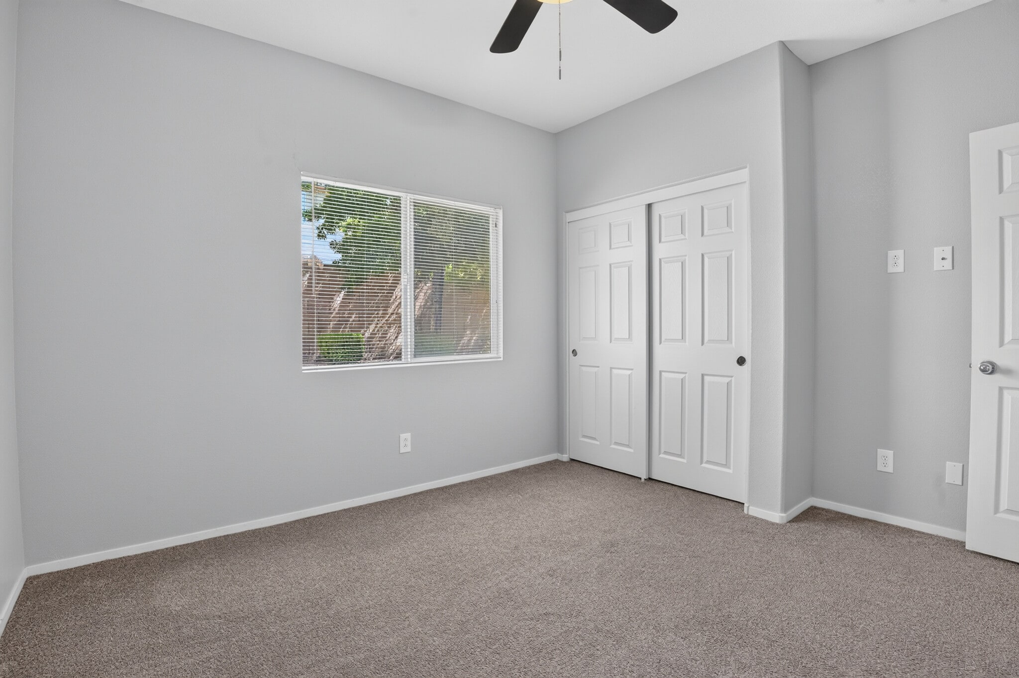 Building Photo - 10648 Bandera Mountain Ln