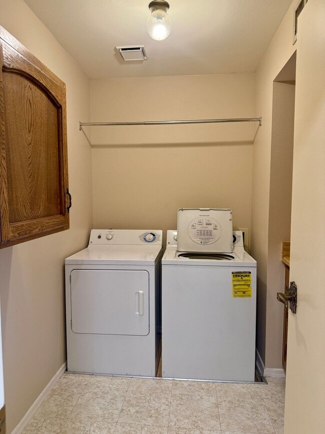 Building Photo - Rancho Del Oro Condo